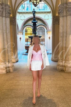 wien escort selena emerald